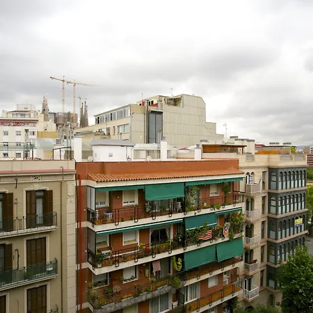 Sagrada Familia Views * Barcelona
